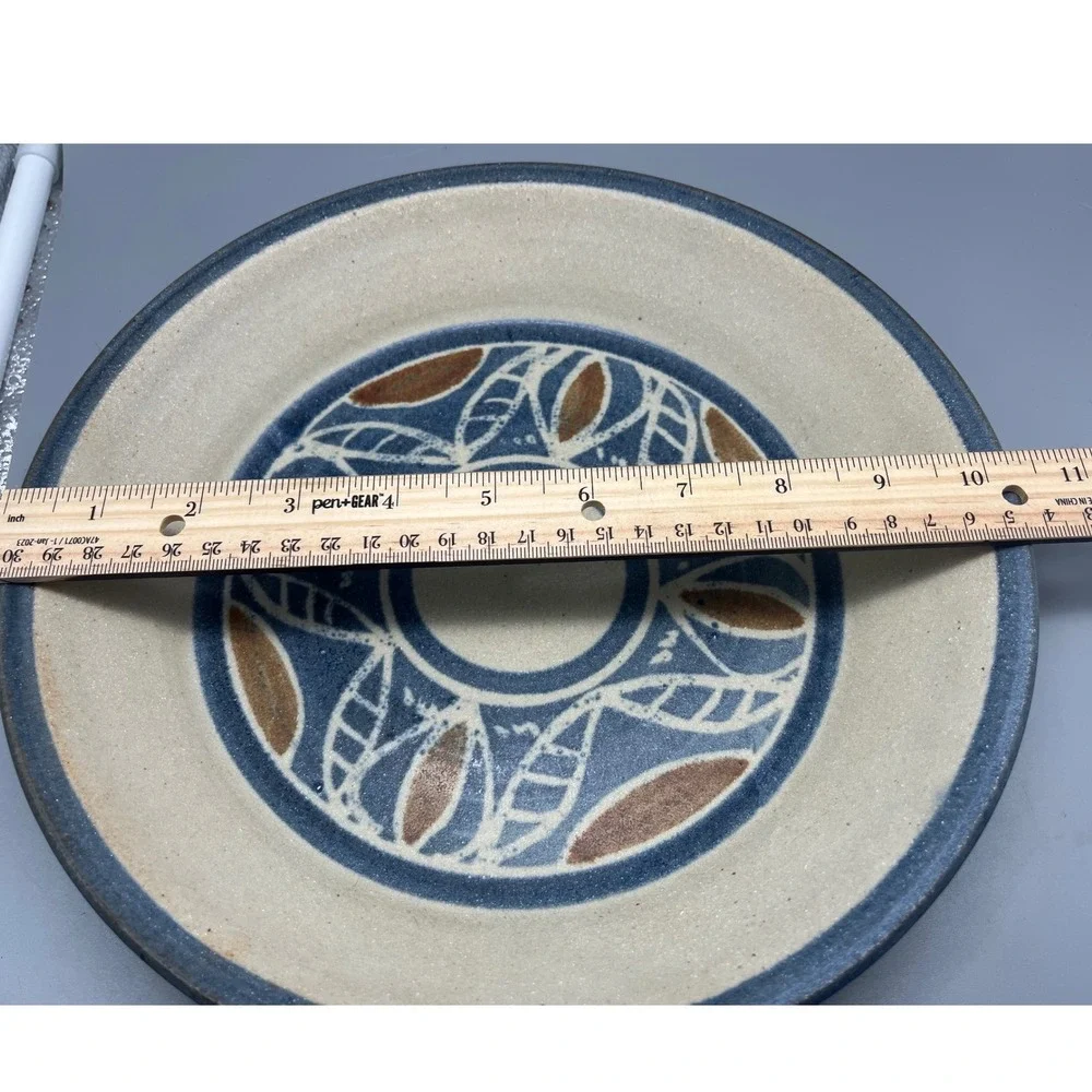 Kim Wellman Folk Studio Art Pottery Low bowl Pie plate 92 Mid Century‎ Design